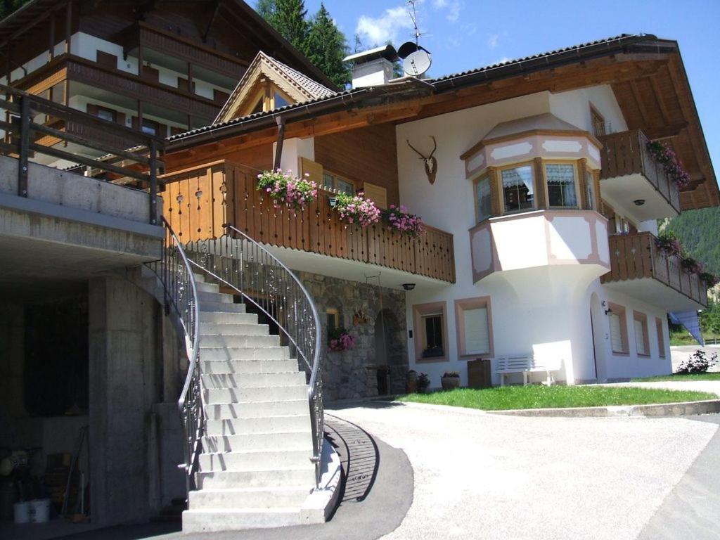 ויגו די פאסה Villa Mazzel With Balcony מראה חיצוני תמונה
